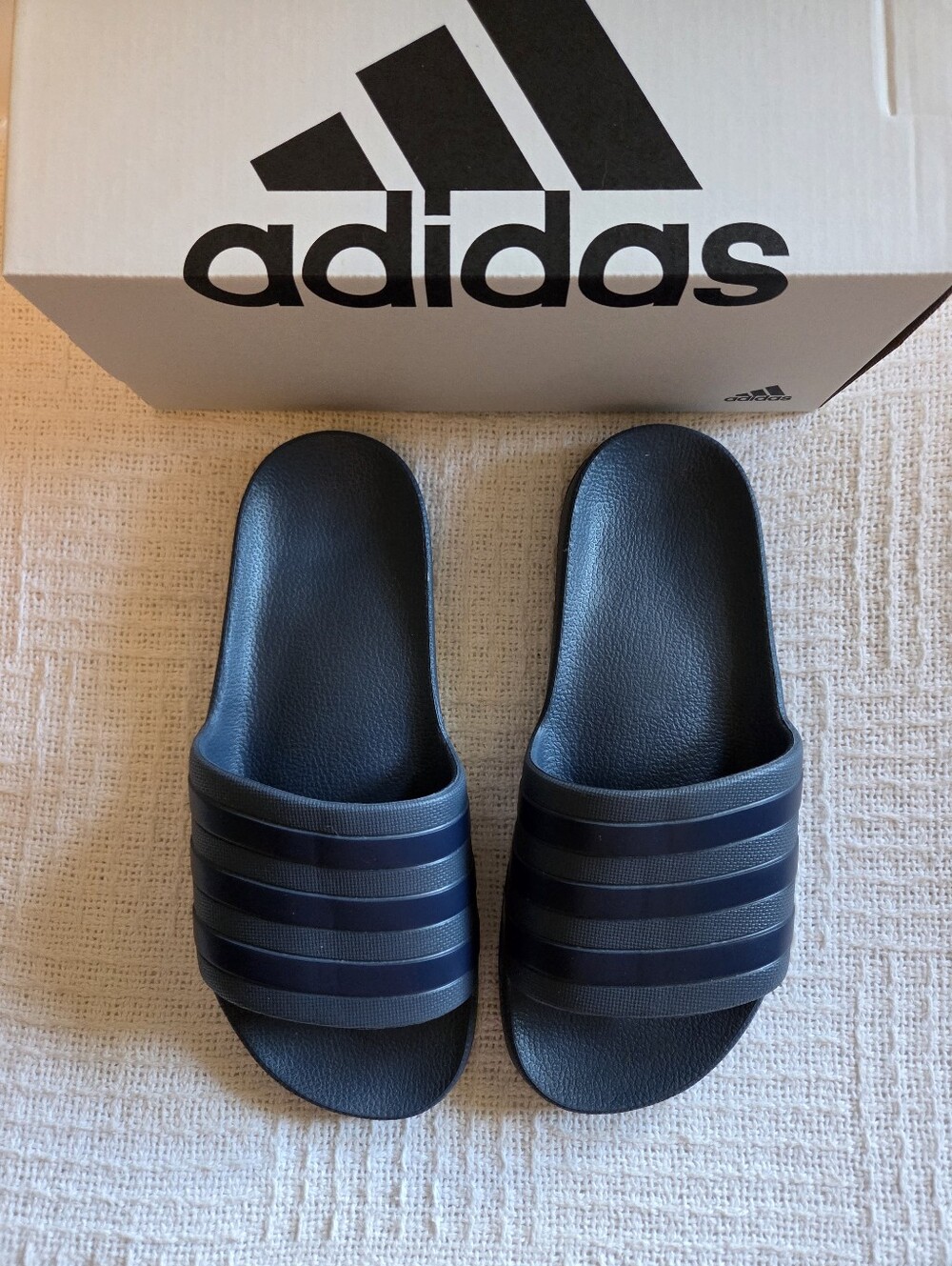 Adidas Blue Slides Unisex Sizing M6/W7